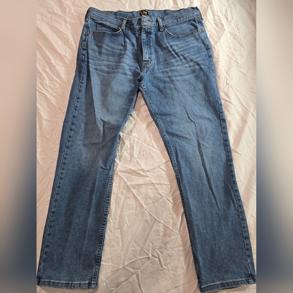 GUC - Lee 36x30 Athletic Fit Jeans - Picture 1 of 7